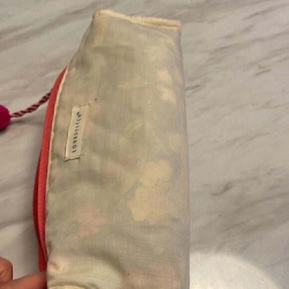 Love Stich Boho Colorful Pom Pom Tassels Accessory Bag - Picture 7 of 11